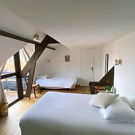 Otel De La -